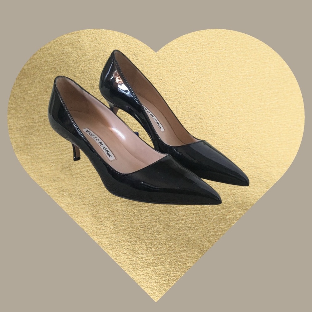 Manolo Blahnik BB Patent Leather Black Pointed Toe Pumps